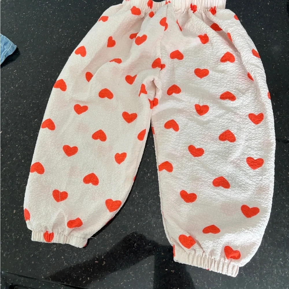 Light pink Pants with Red Heart Pattern - Picture 1 of 3